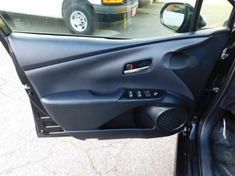 2018 Toyota Prius Three