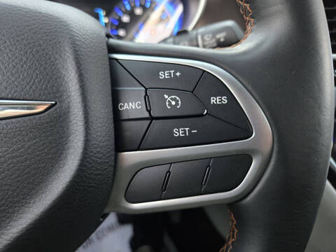 2017 Chrysler Pacifica Touring Plus