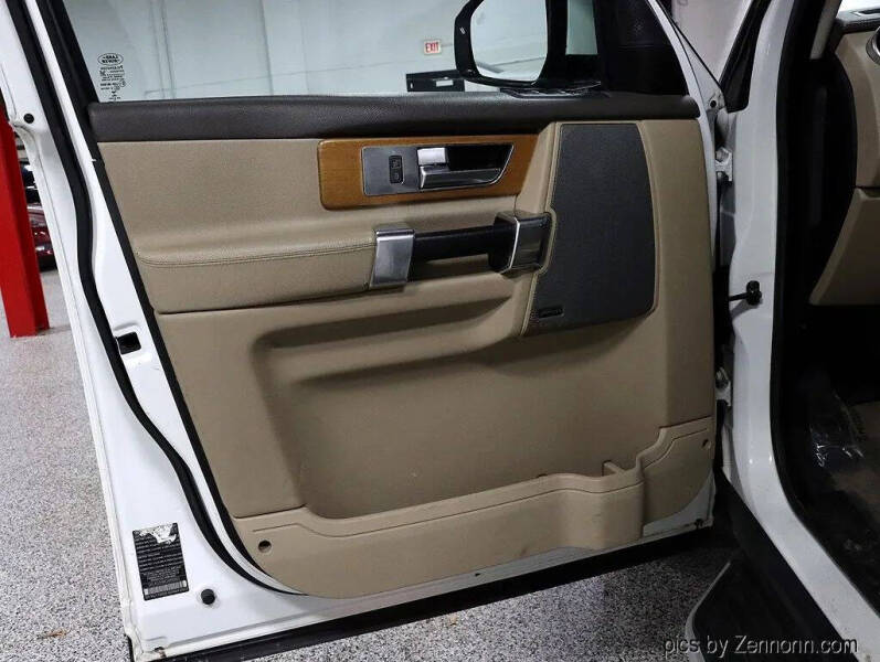 2016 Land Rover LR4 HSE