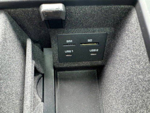 2024 Porsche Macan T