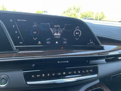 2022 Cadillac Escalade Premium Luxury