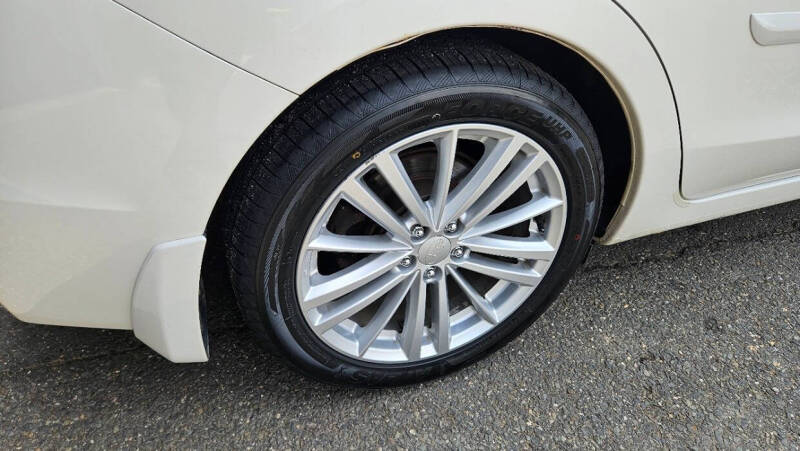 2015 Subaru Impreza 2.0i