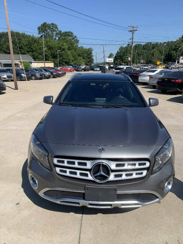 2018 Mercedes-Benz GLA-Class GLA250's photo