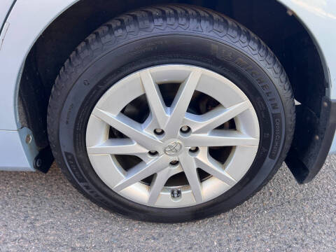 2012 Toyota Prius v Three