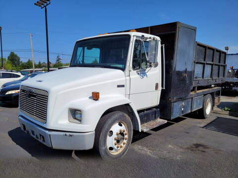 2000 Freightliner FL60 for sale at BAYSIDE AUTO SALES in Everett WA