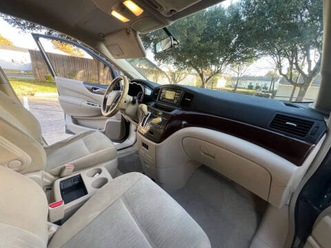2012 Nissan Quest