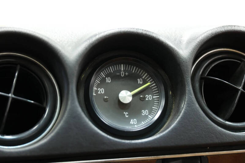 1984 Mercedes-Benz 380-Class 380 SL