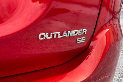 2016 Mitsubishi Outlander SE