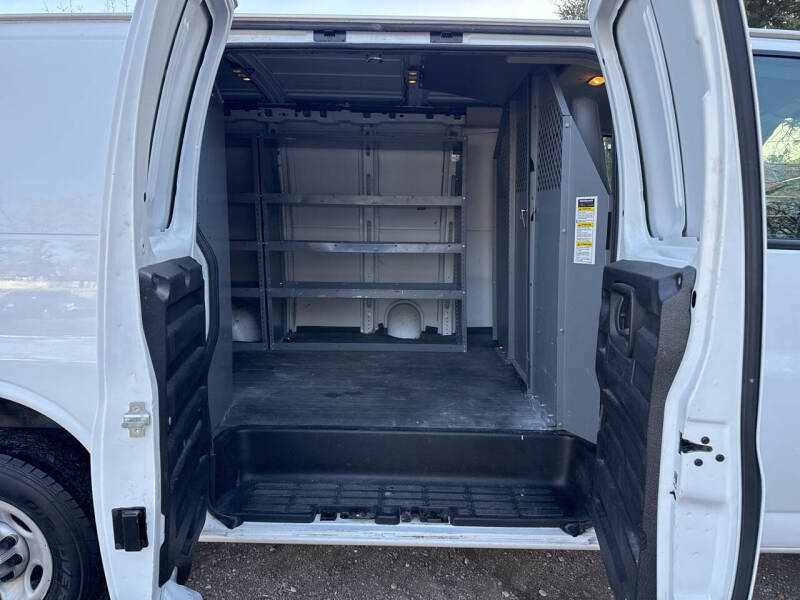 2017 Chevrolet Express 2500