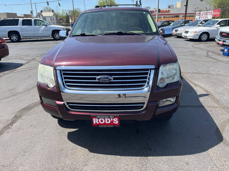 2007 Ford Explorer for sale at Rod's Automotive in Cincinnati OH