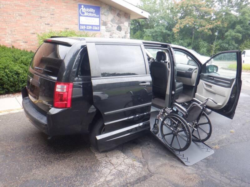 2010 Dodge Grand Caravan for sale at Mobility Motors LLC - A Wheelchair Van in Battle Creek MI