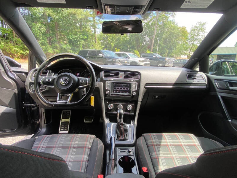 2015 Volkswagen Golf GTI SE