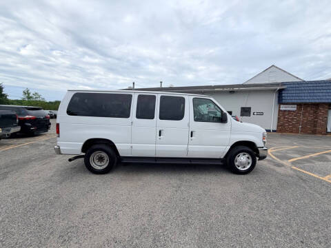 2012 Ford E-Series E-350 SD XLT