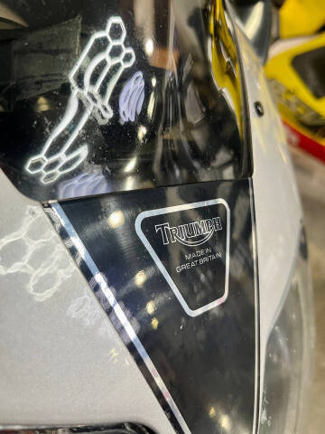 2001 Triumph Daytona 995i