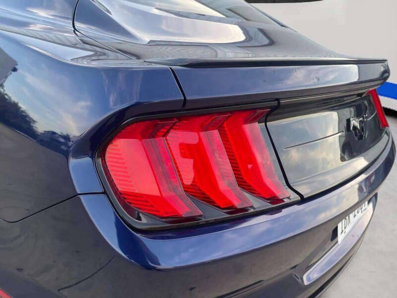 2019 Ford Mustang EcoBoost