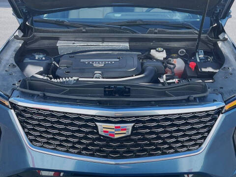 2024 Cadillac XT4 Premium Luxury