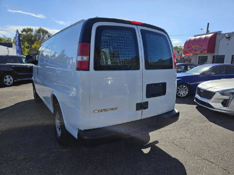 2017 Chevrolet Express 2500