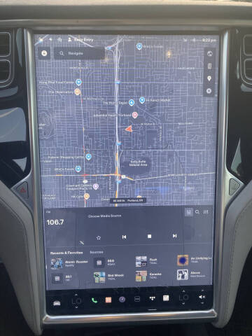 2015 Tesla Model S 70D