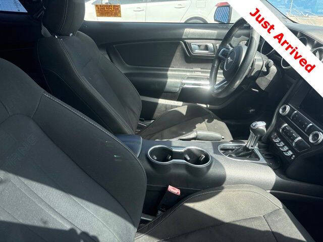 2021 Ford Mustang EcoBoost