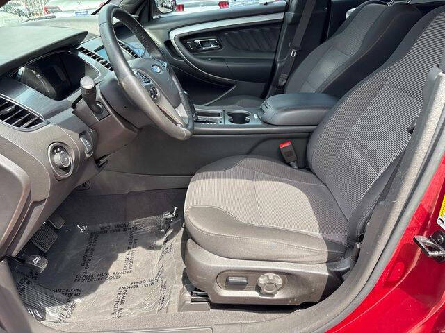 2019 Ford Taurus SEL