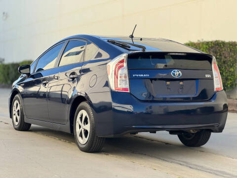 2015 Toyota Prius Two