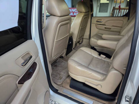 2011 Cadillac Escalade ESV Premium