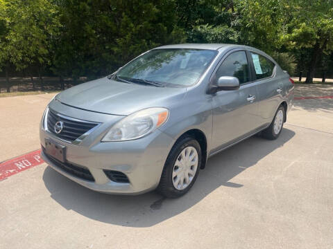 2013 Nissan Versa for sale at Texas Giants Automotive in Mansfield TX