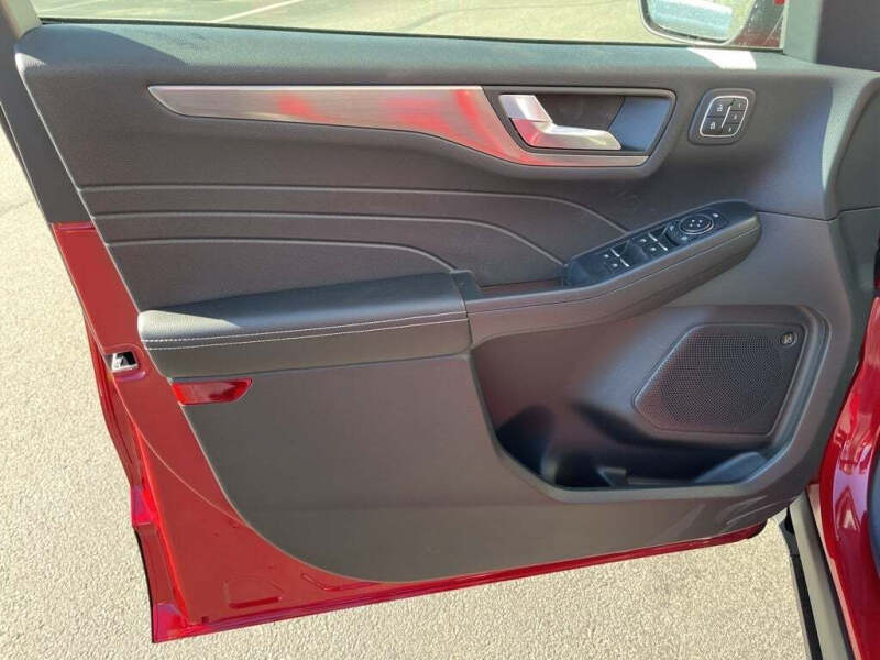 2021 Ford Escape Titanium