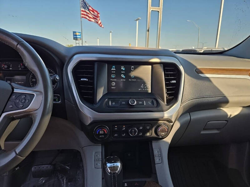 2019 GMC Acadia SLE-2