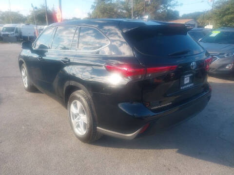 2021 Toyota Highlander L