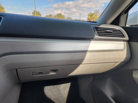 2017 Volkswagen Passat 1.8T S