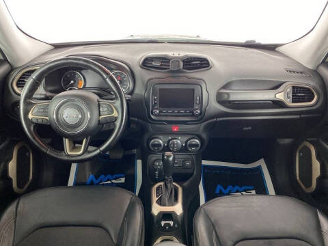 2017 Jeep Renegade Deserthawk