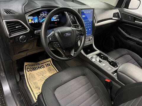 2022 Ford Edge SE