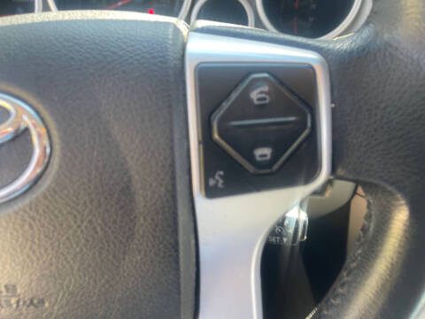 2016 Toyota Sequoia SR5