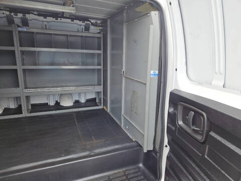 2016 GMC Savana 3500