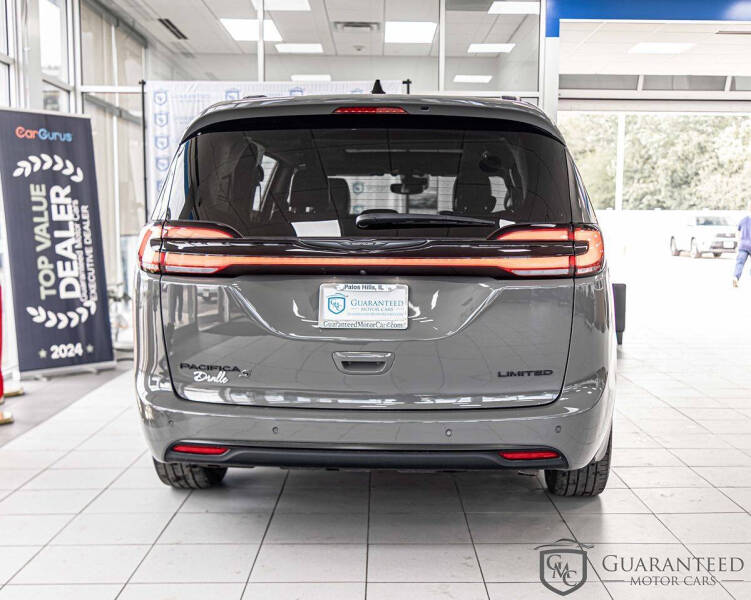 2025 Chrysler Pacifica Limited