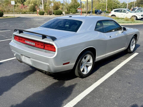 2009 Dodge Challenger SE
