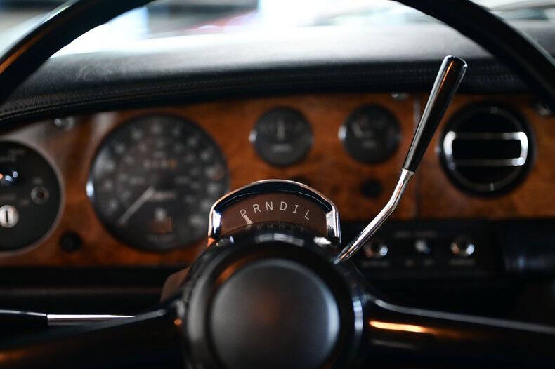 1972 Rolls-Royce SILVER CLOUD LWB