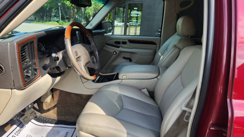 2003 Cadillac Escalade
