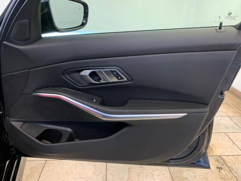 2023 BMW 3 Series 330i xDrive