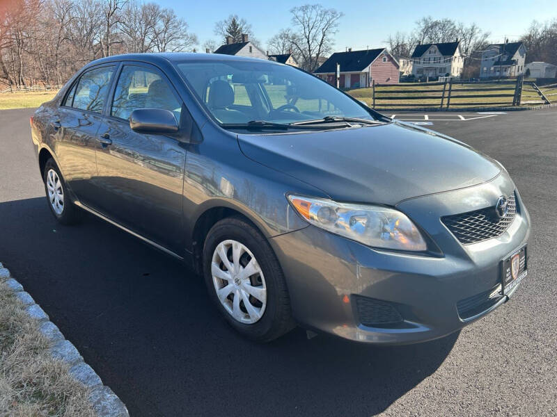 2010 Toyota Corolla LE photo 14