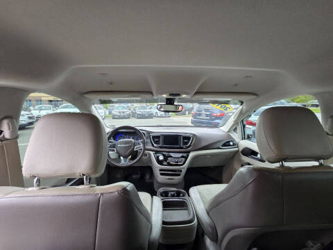 2019 Chrysler Pacifica Touring L