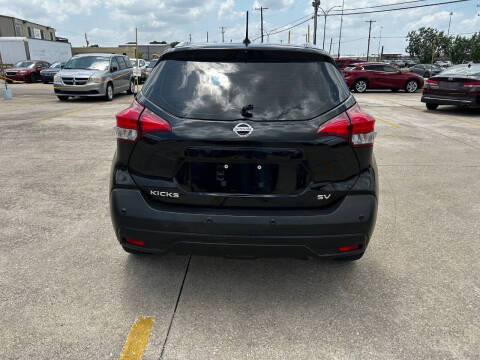 2020 Nissan Kicks SV