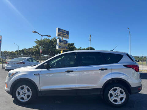 2019 Ford Escape S