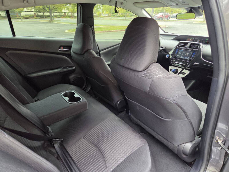 2017 Toyota Prius Three