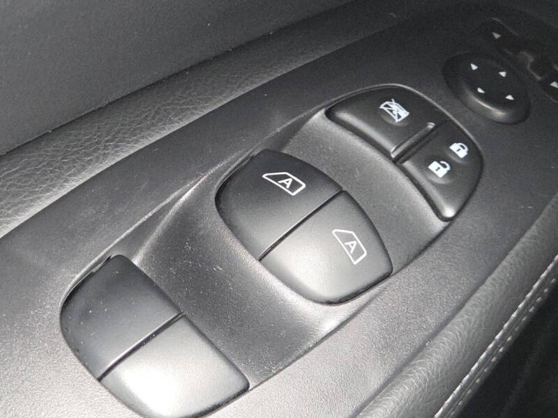 2020 Nissan Pathfinder Platinum