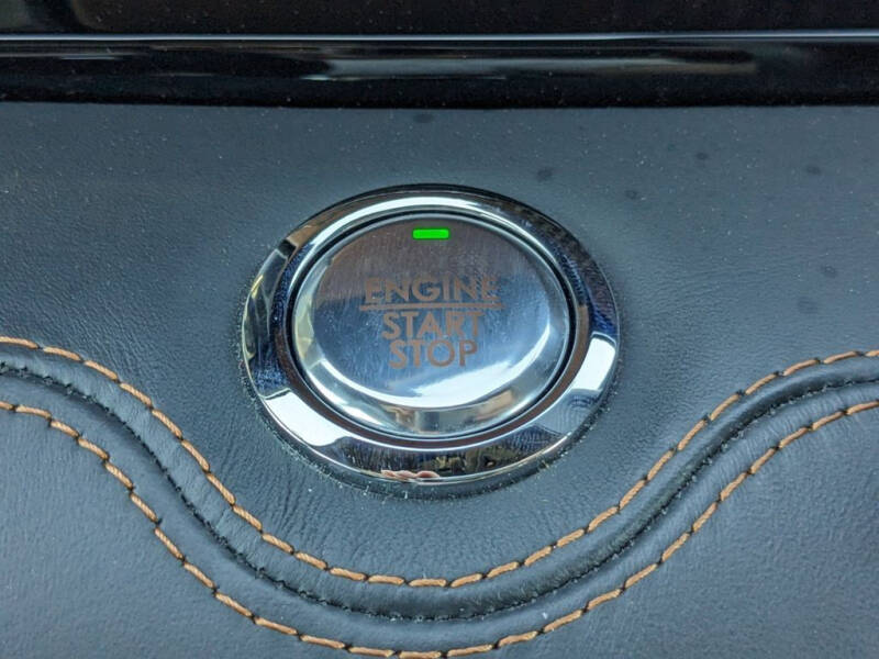 2022 Lincoln Navigator Black Label