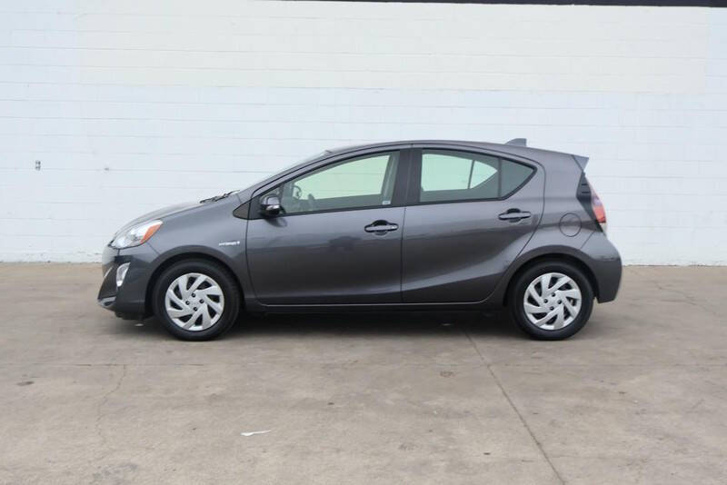 2015 Toyota Prius c Three