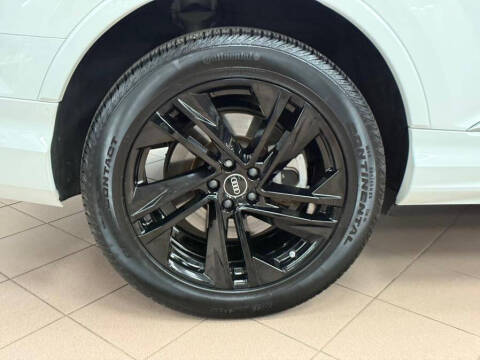 2022 Audi Q7 quattro Premium Plus 55 TFSI