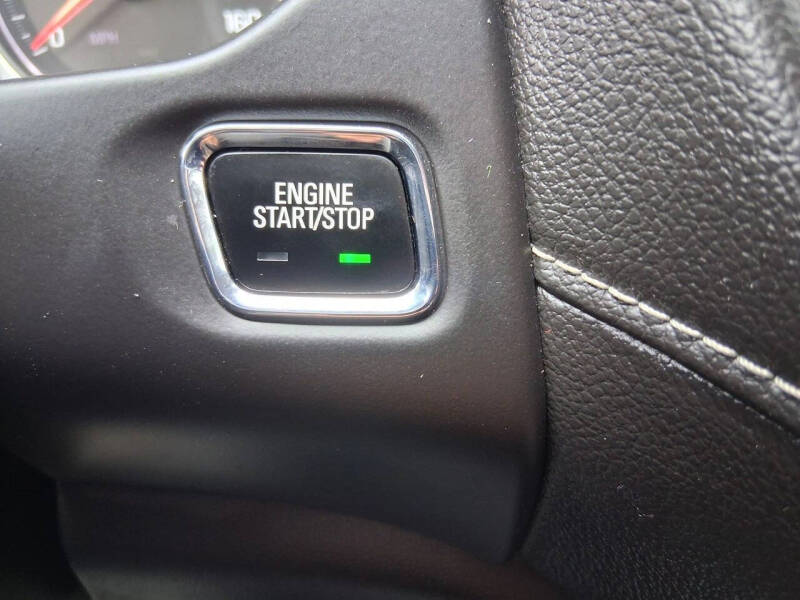 2017 GMC Acadia SLE-2